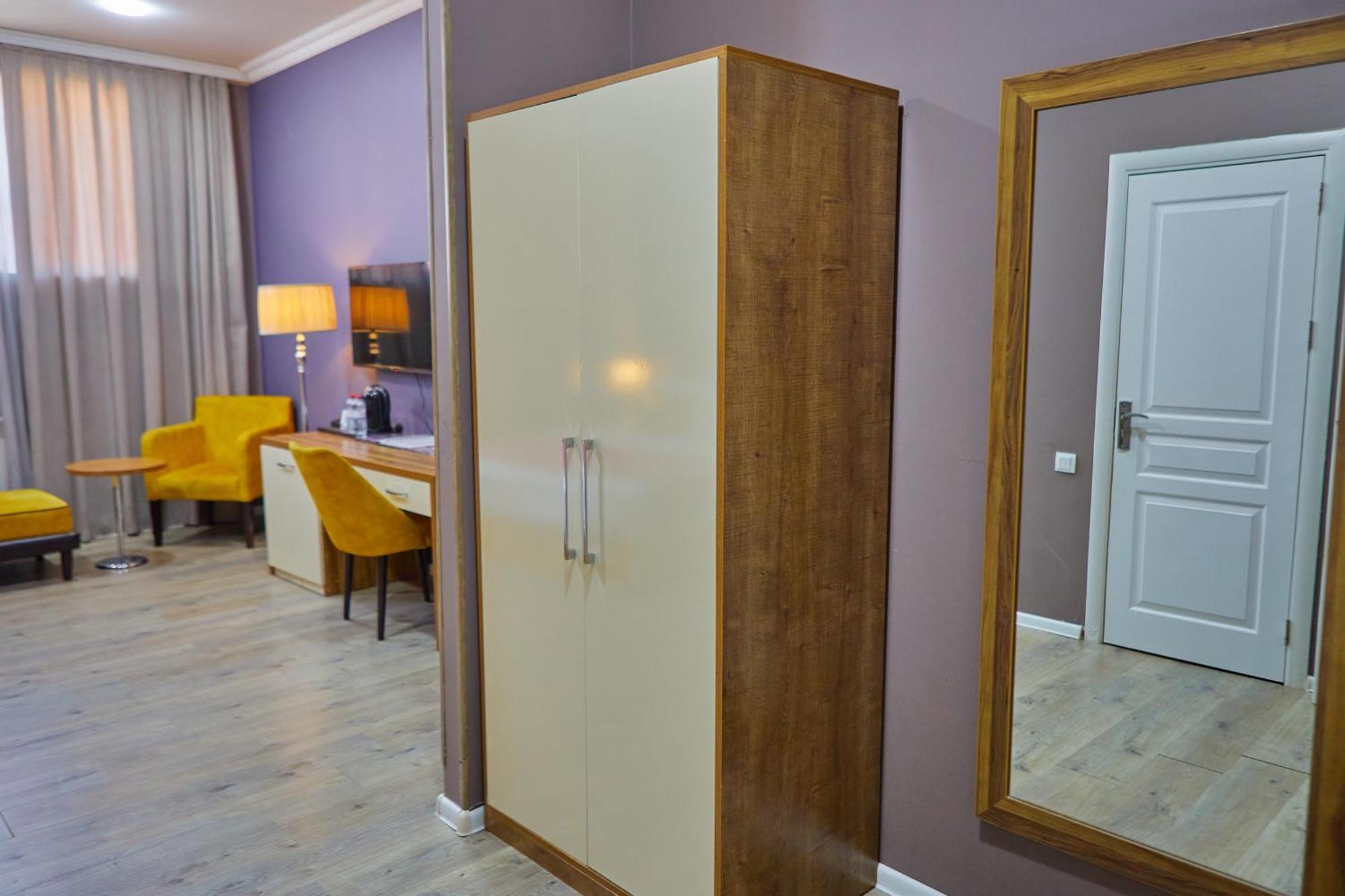 Hotel Square Inn Baky Esterno foto
